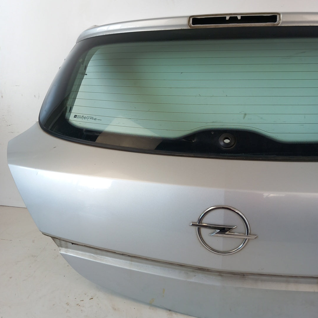 Капак багажник Z157 Star Silver Opel Astra H 3 врати хечбек