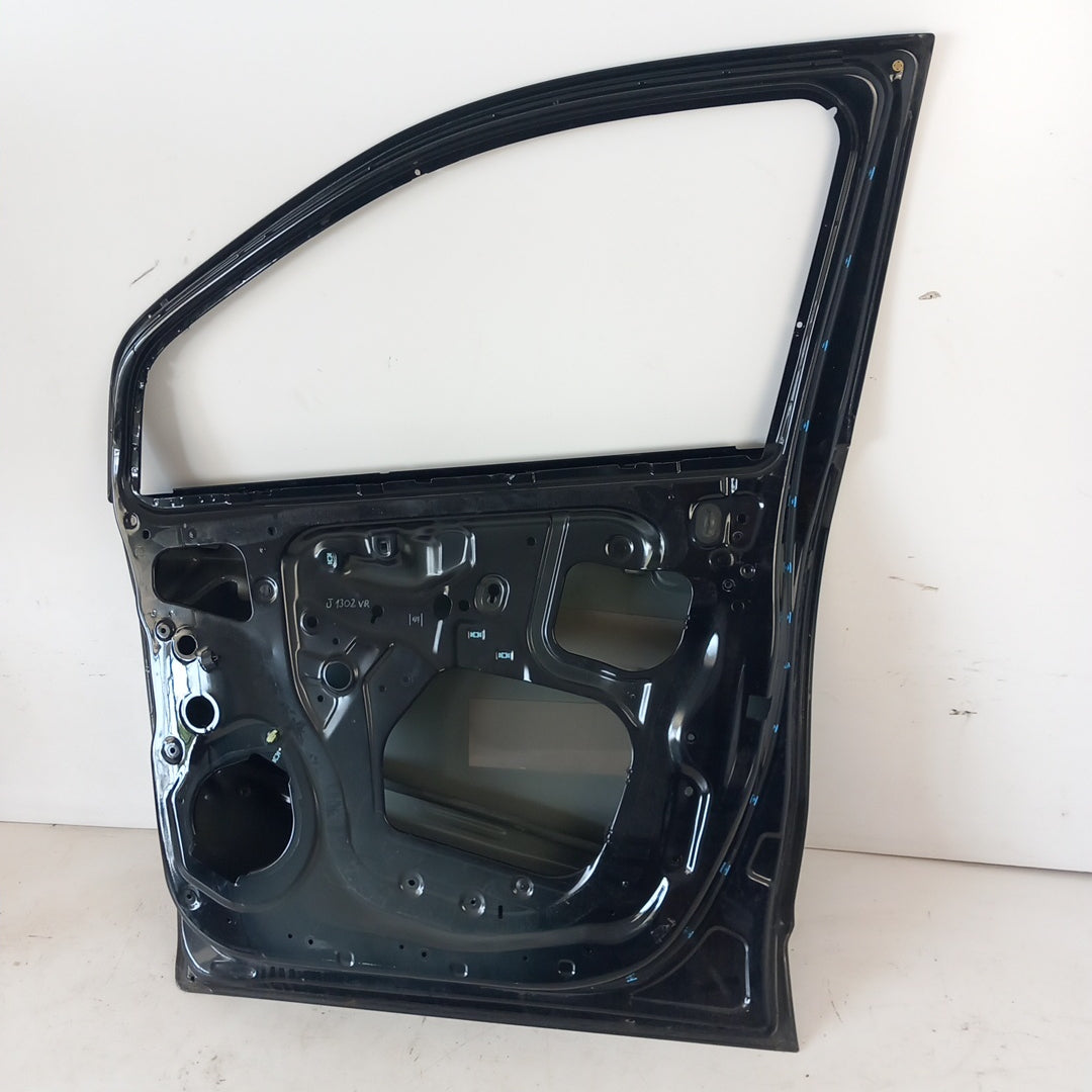 Врата предна дясна 22C / GAR Graphitschwarz Opel Mokka