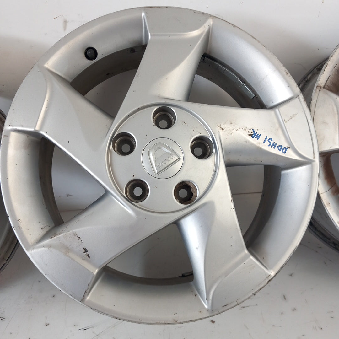 Комплект 16" цола алуминиеви джанти 6.5Jx16 5x114.3 Dacia Duster I HS