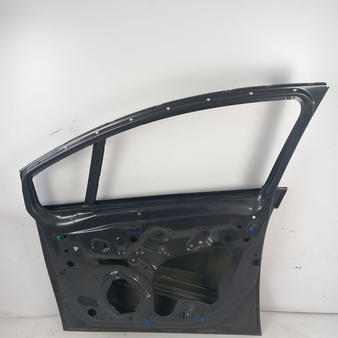 Врата предна дясна Z177 Karbongrau Opel Meriva B