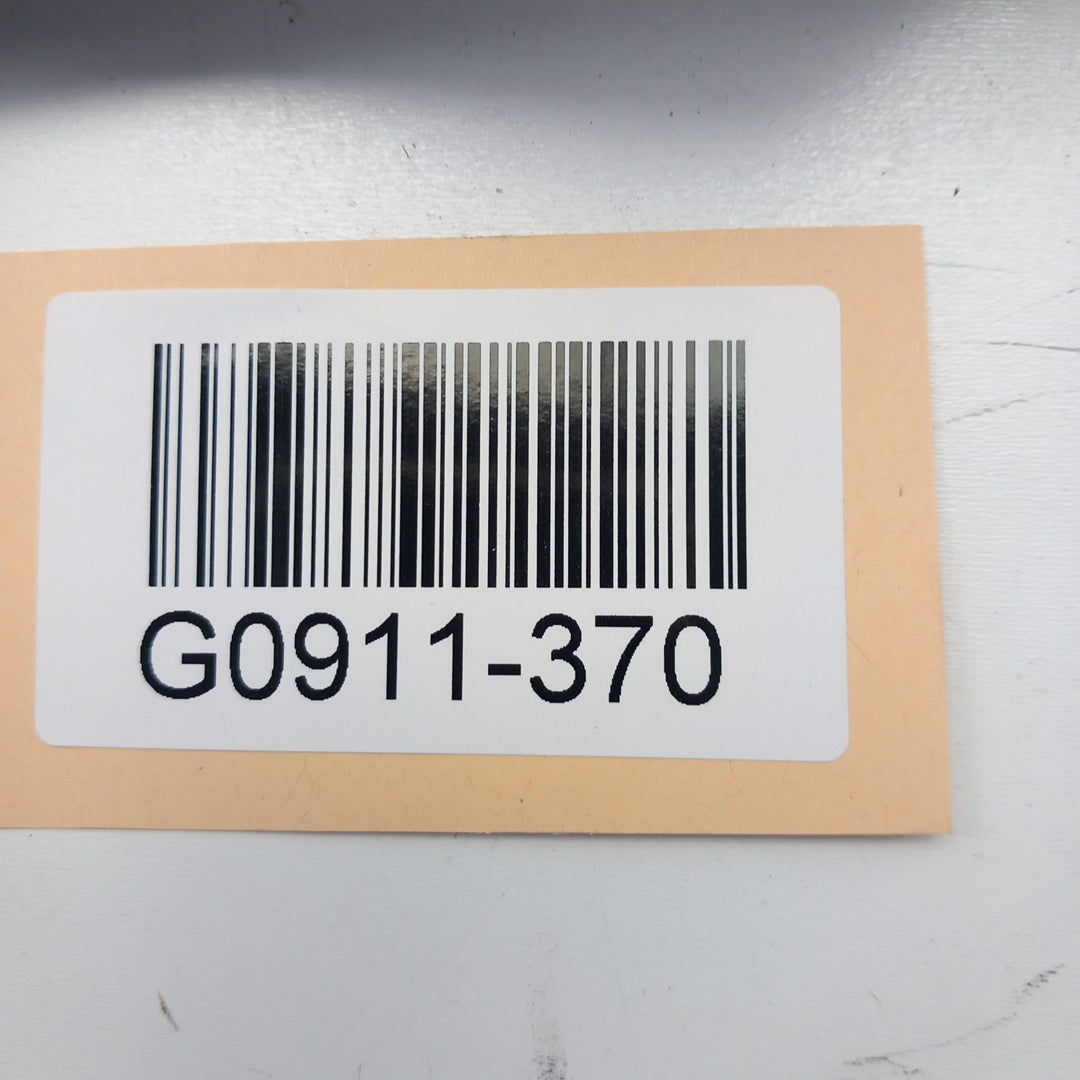 Държач калник преден ляв Opel Insignia A