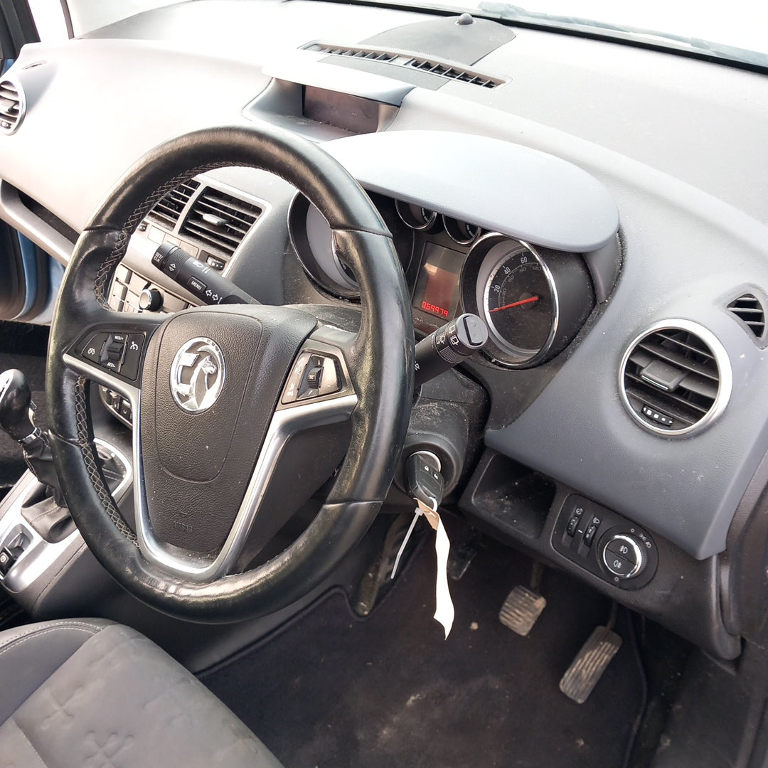 Opel Meriva B 1,4 B14XER Blue Facelift 2014 снимки / S1012