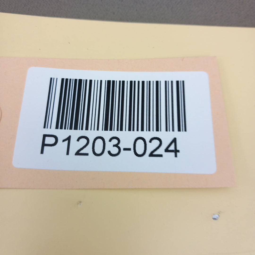 Пластмаса капак багажник горна средна Opel Zafira C Tourer