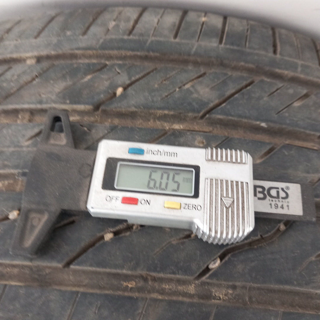 Комплект 17" цола 2 броя летни гуми 225/55ZR17 98W Landsail