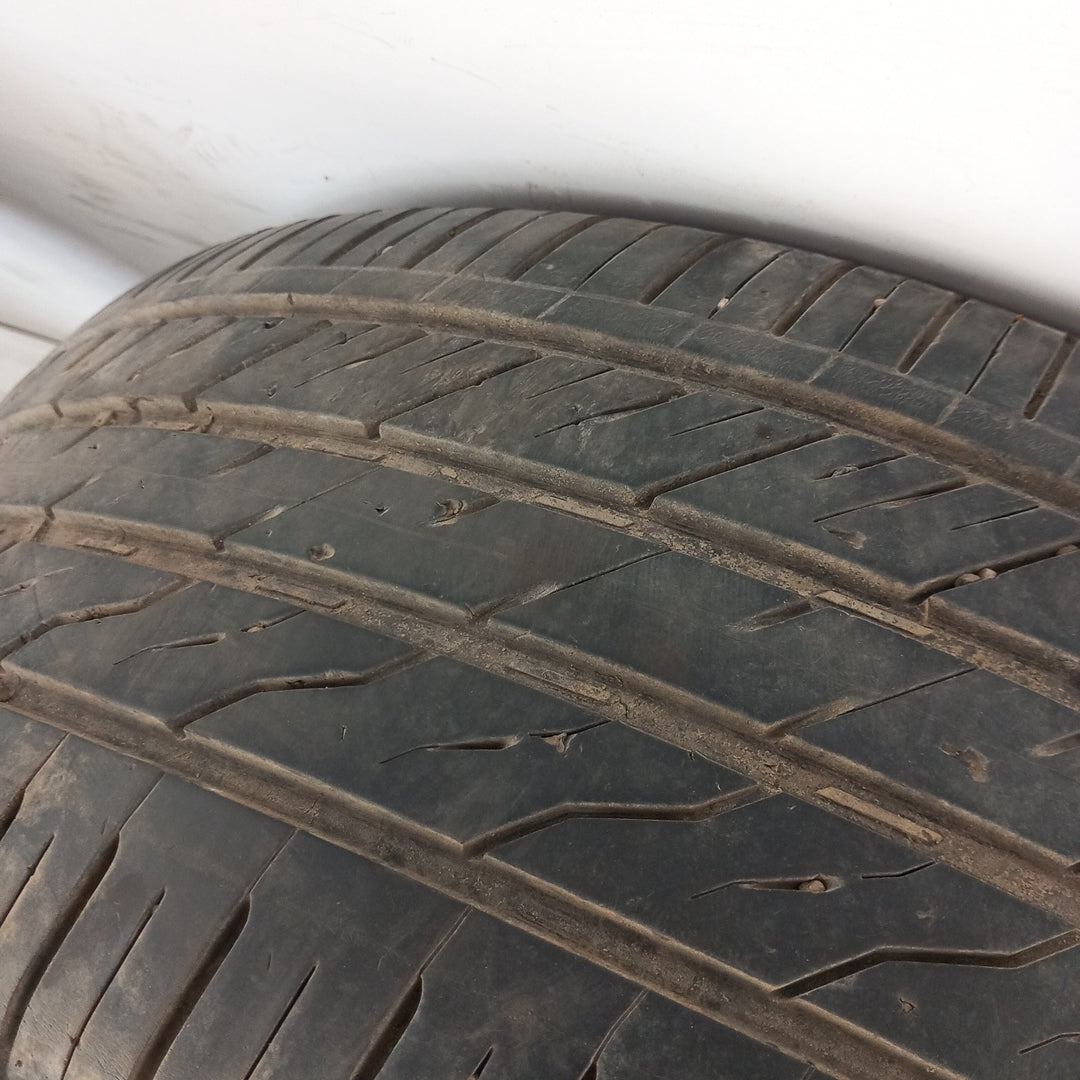 Комплект 17" цола 2 броя летни гуми 225/55ZR17 98W Landsail
