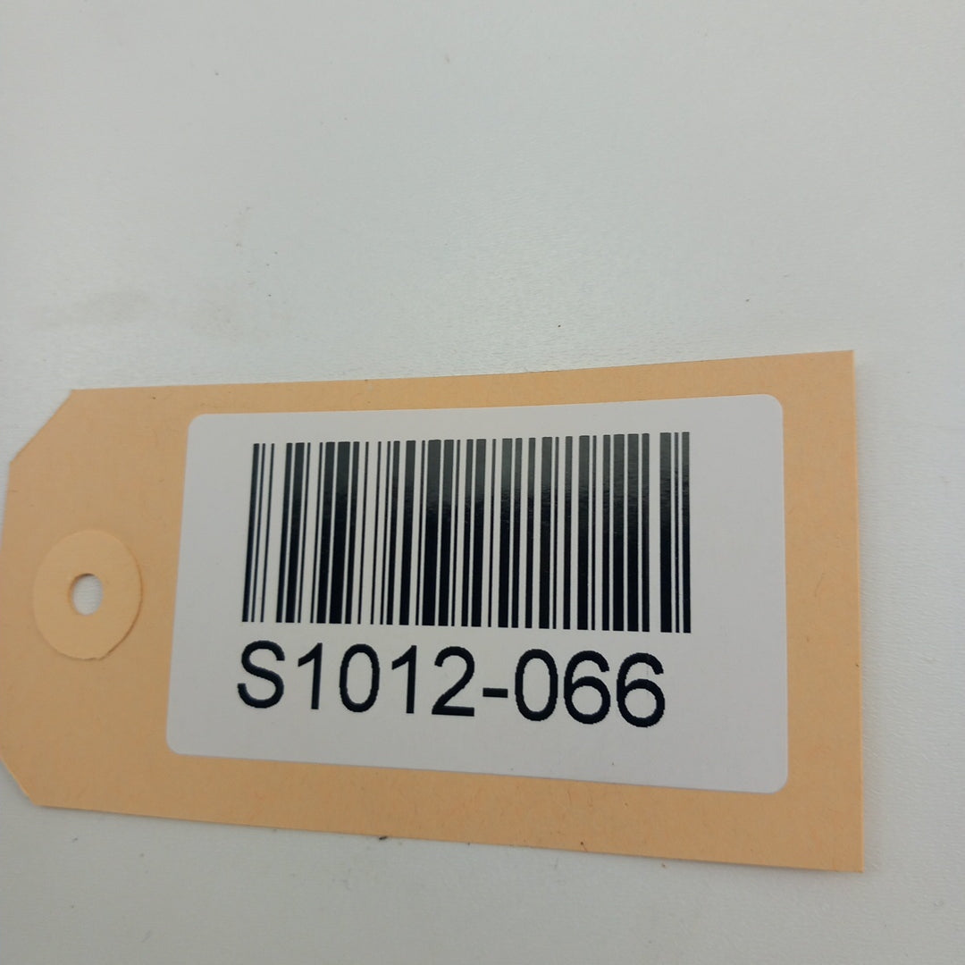 Пиропатрон предна лява седалка външен дефект Opel Meriva B