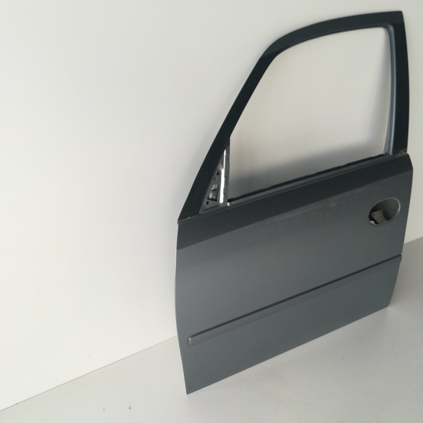 Tür vorne links graumetallic Z163 Opel Meriva A