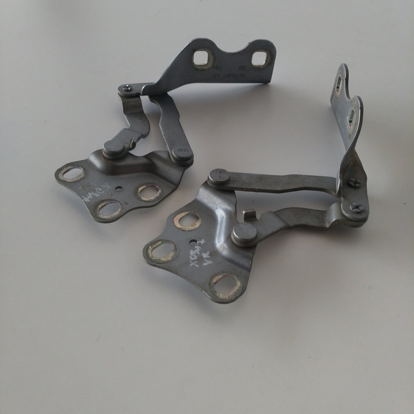 Scharniersatz Frontdeckel links rechts Opel Meriva A