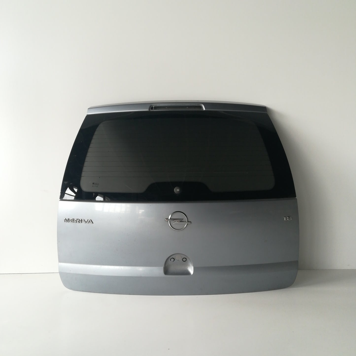 Heckdeckel graumetallic Z163 getöntes Glas Opel Meriva A