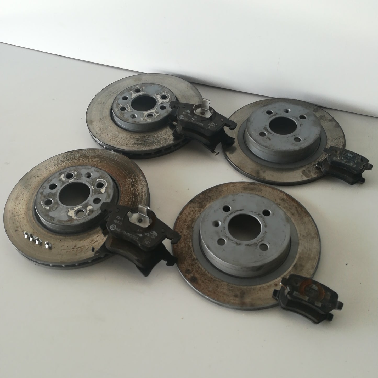 Satz Bremsscheiben Beläge vorne und hinten Ate Opel Meriva A