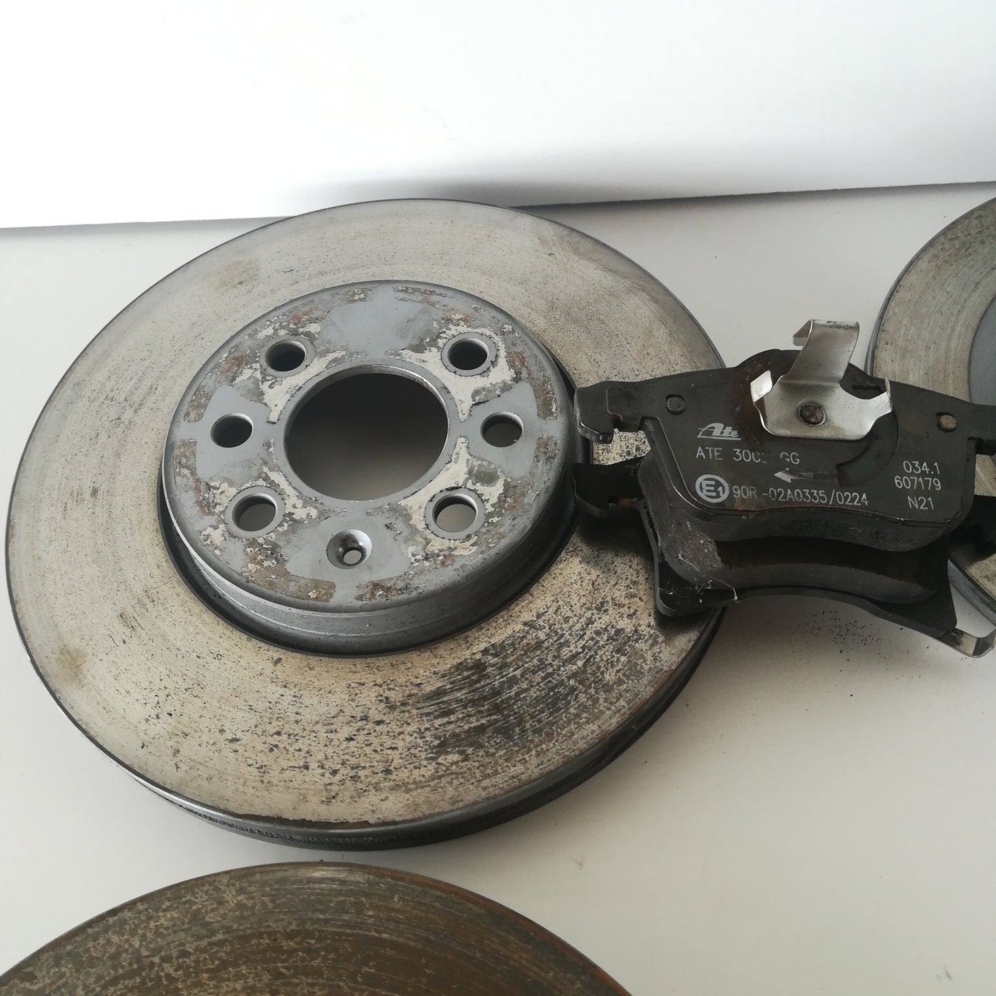Satz Bremsscheiben Beläge vorne und hinten Ate Opel Meriva A