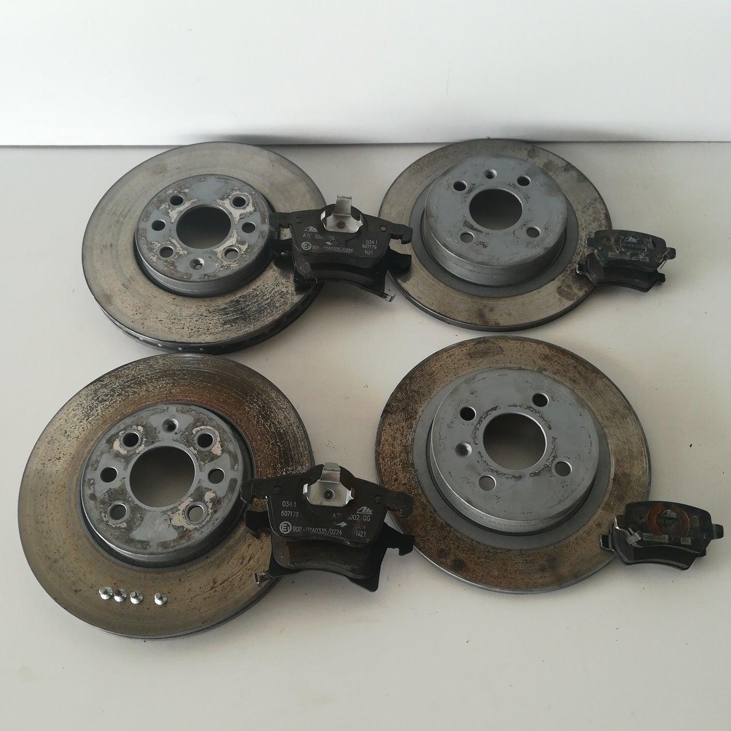 Satz Bremsscheiben Beläge vorne und hinten Ate Opel Meriva A