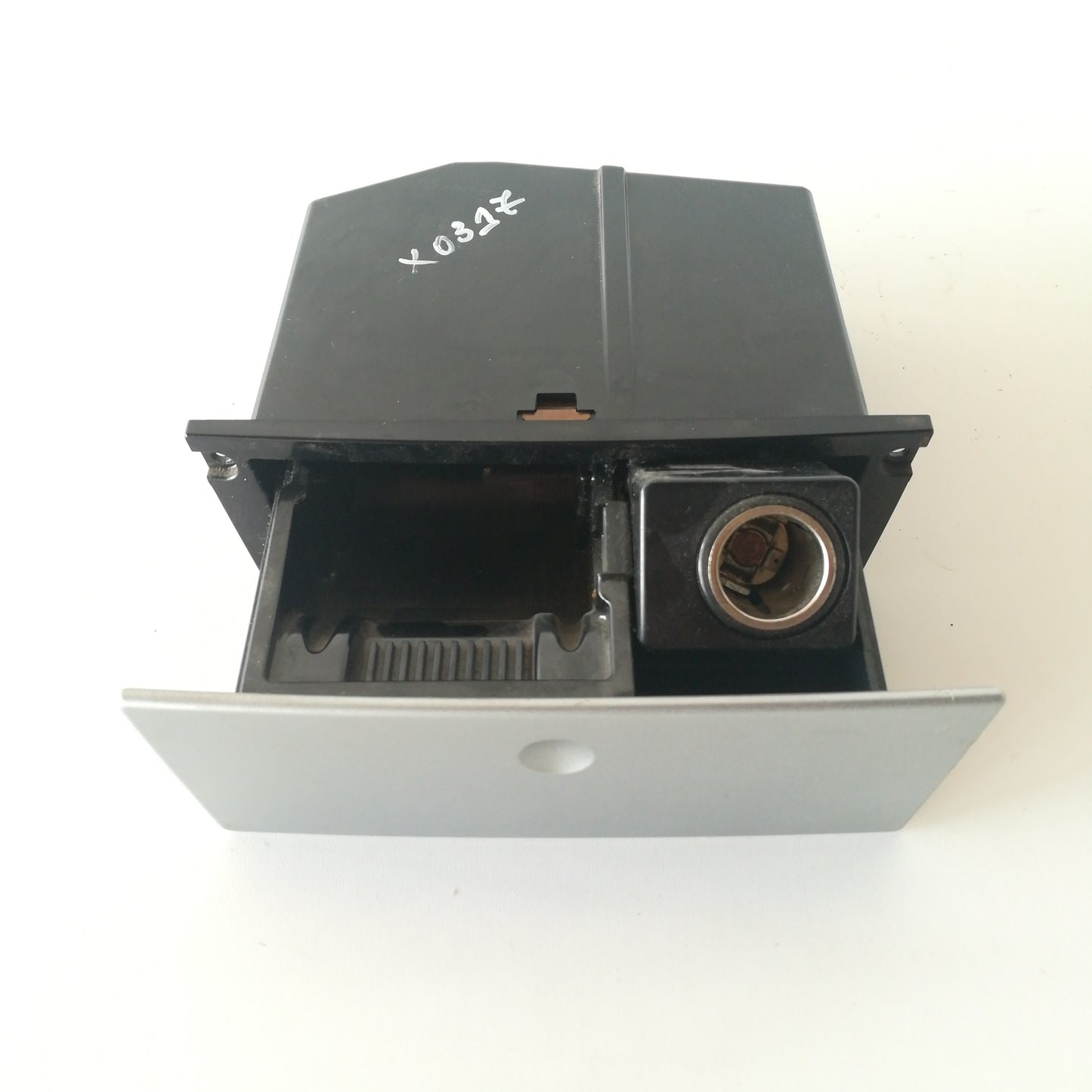 Пепелник запалка Opel Meriva A