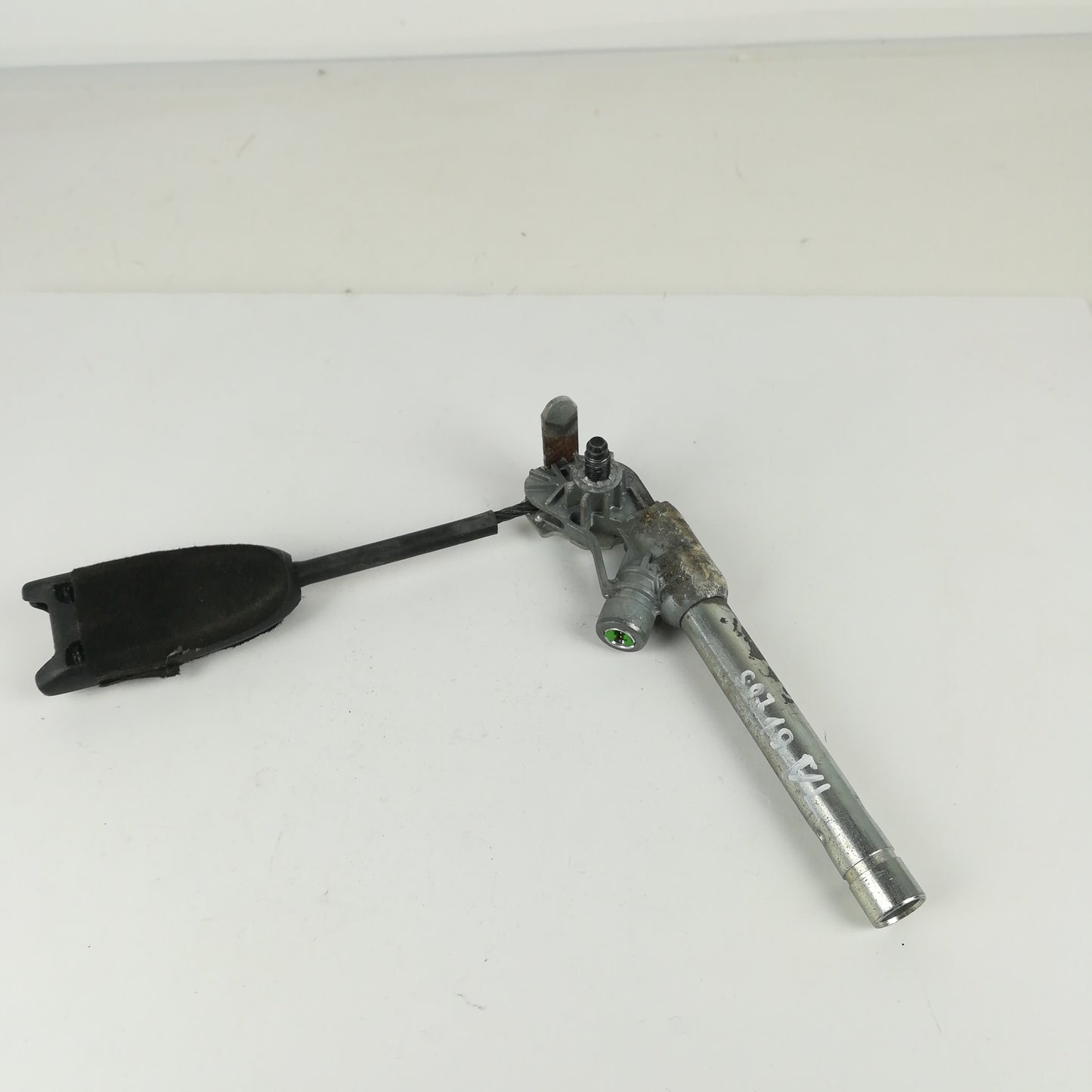 Spanner Pyrokartusche vorne links Opel Corsa D 3-Türer