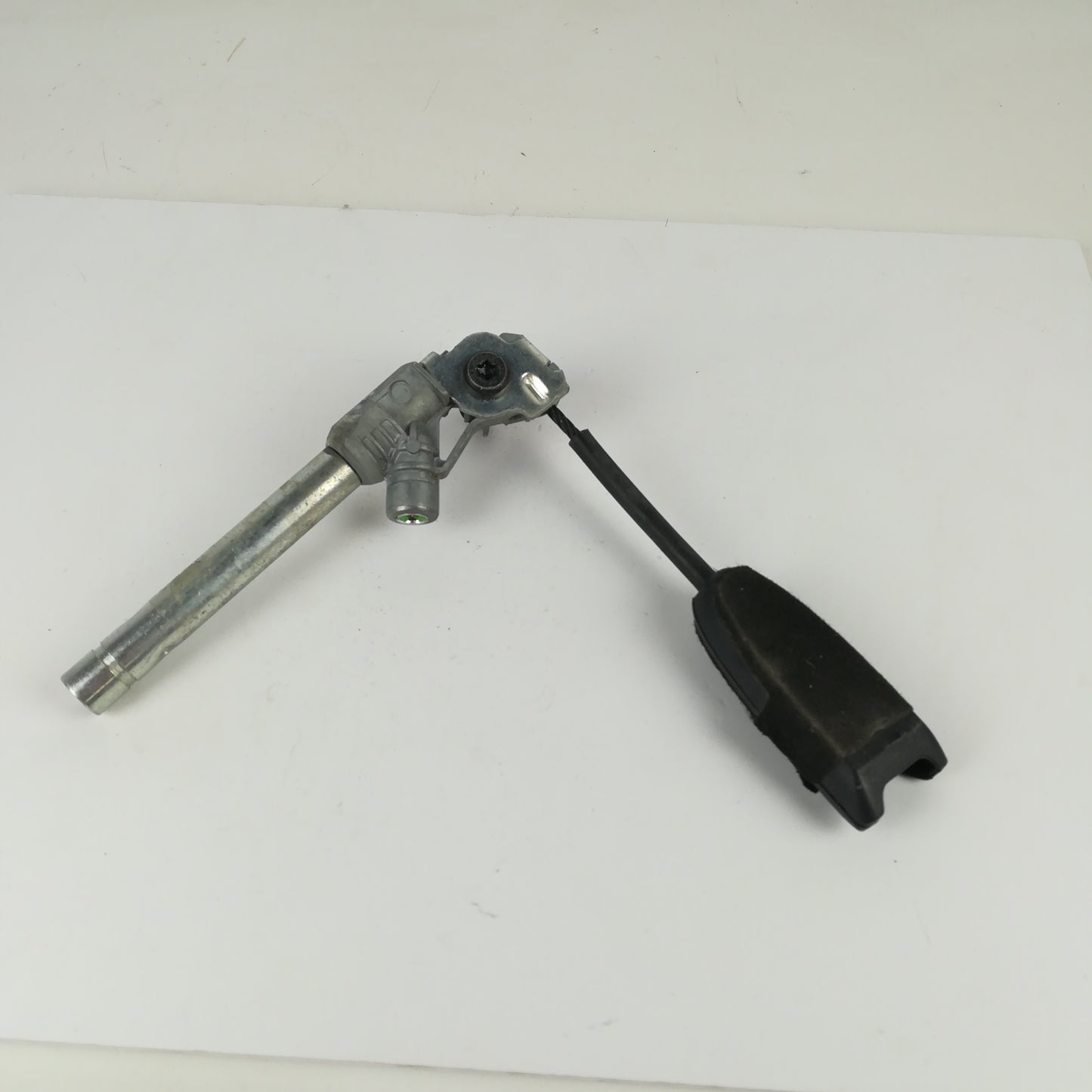 Spanner Pyrokartusche vorne links Opel Corsa D 3-Türer