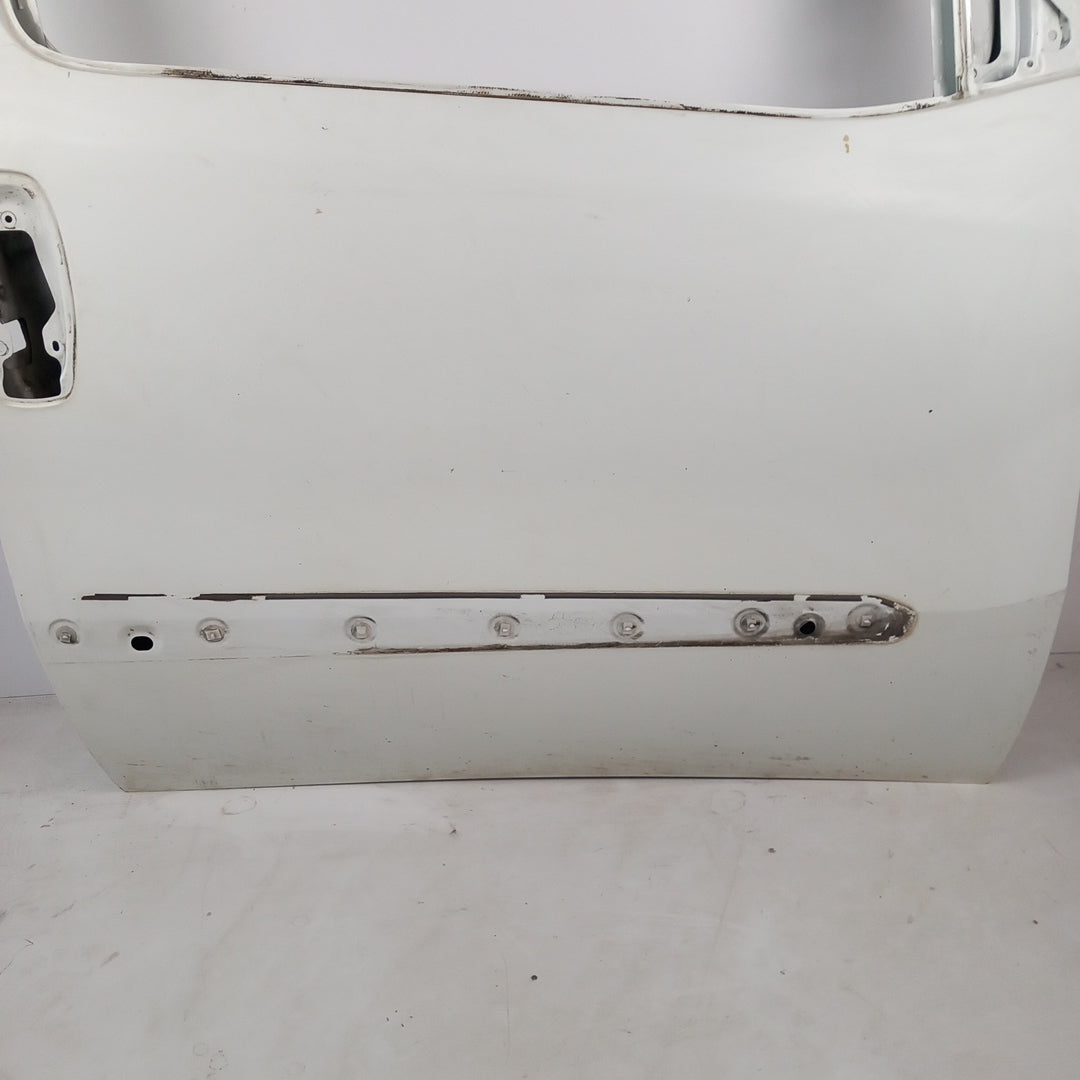 Предна дясна врата бяла Fiat Doblo 263