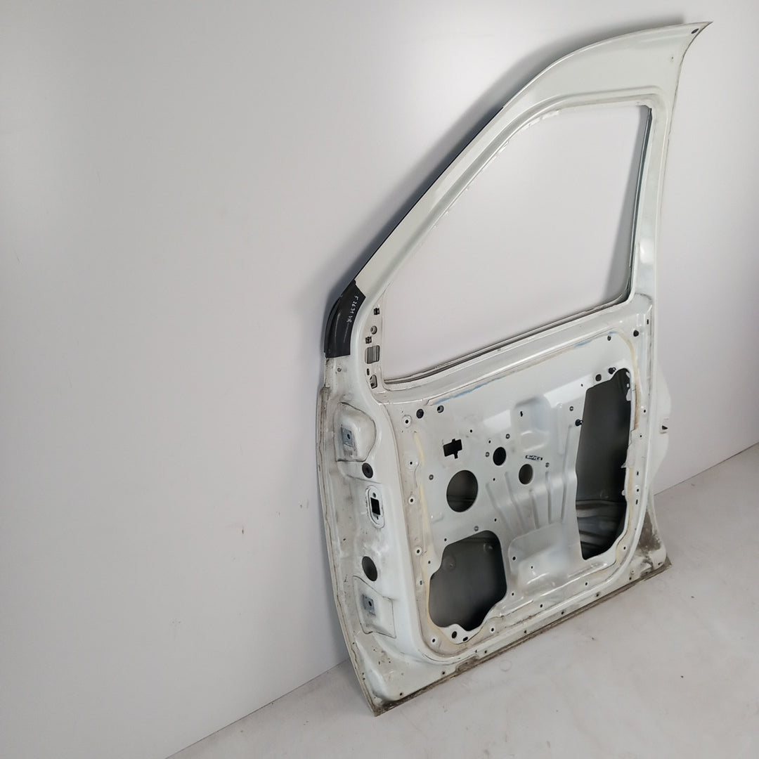 Предна дясна врата бяла Fiat Doblo 263