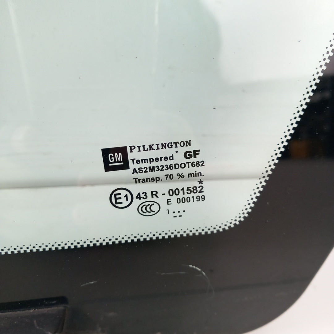 Стъкло фиксирано предно ляво Opel Astra J