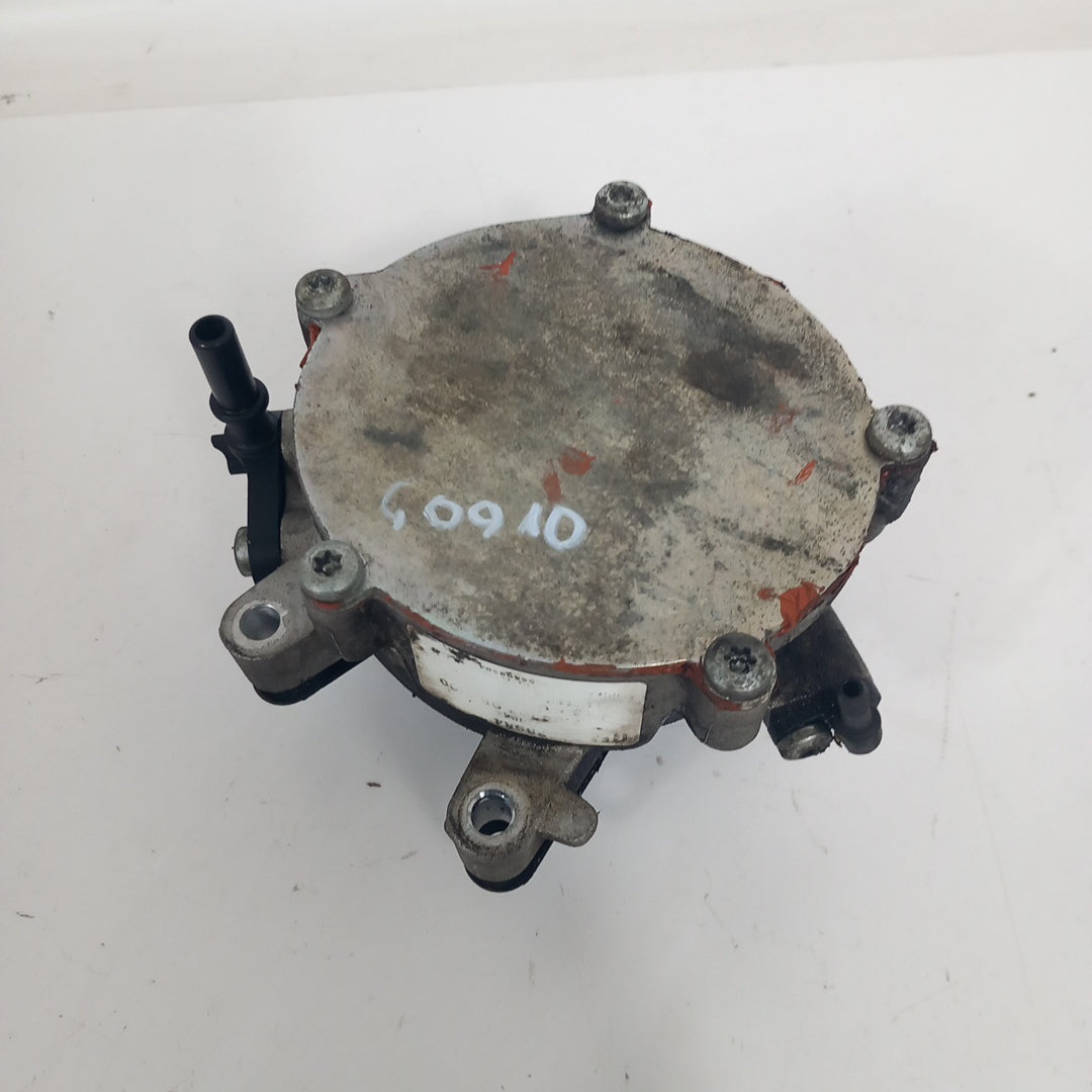 Вакуум помпа Opel Insignia A 2,0 CDTI