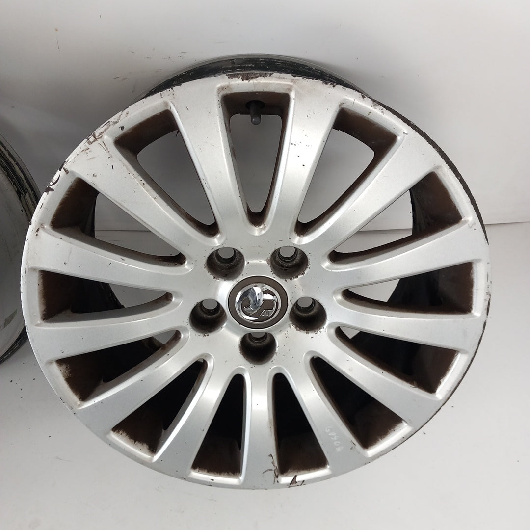 Комплект 18" цола алуминиеви джанти 18x8J H2 IS42 5x120 Opel Insignia A G0908