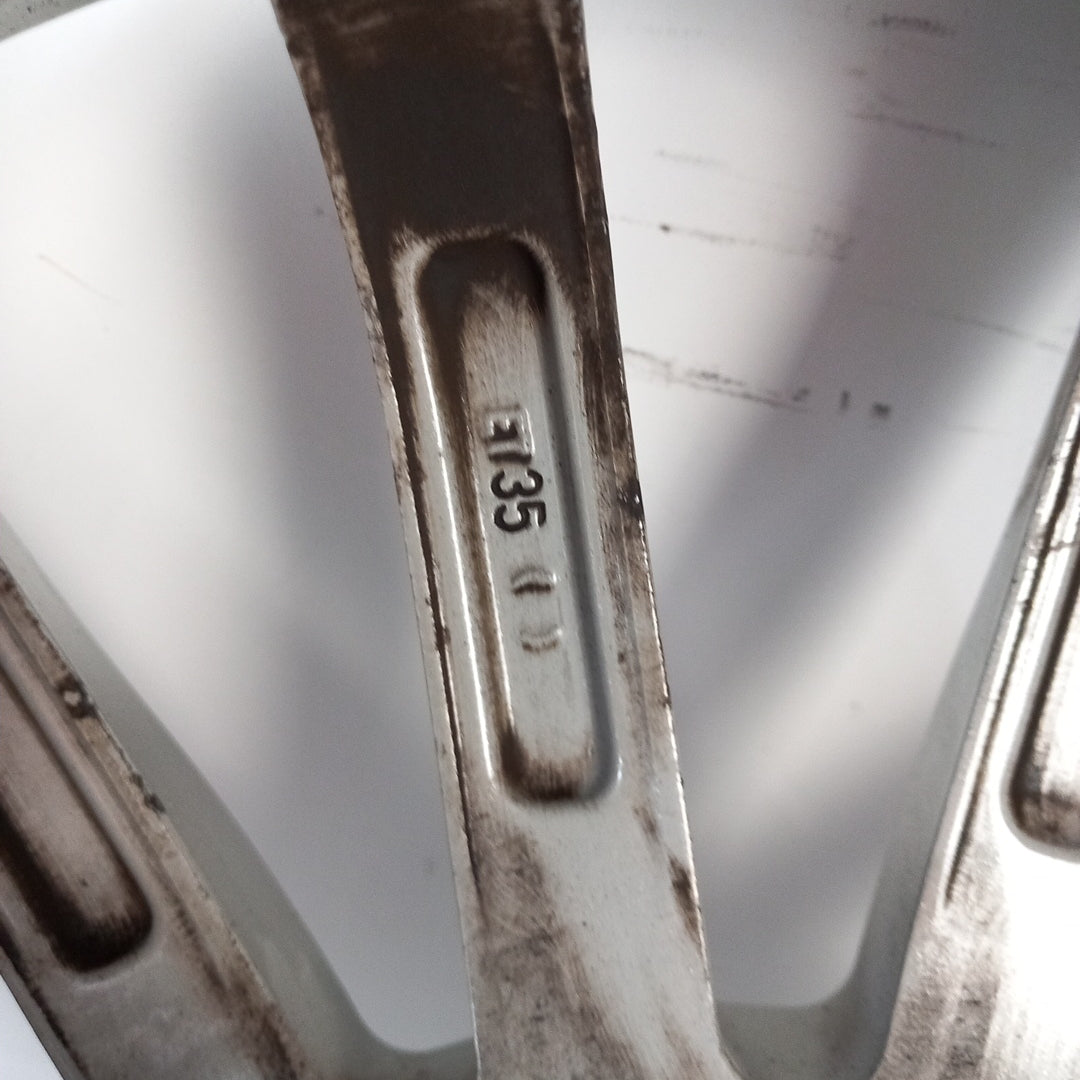 ET35