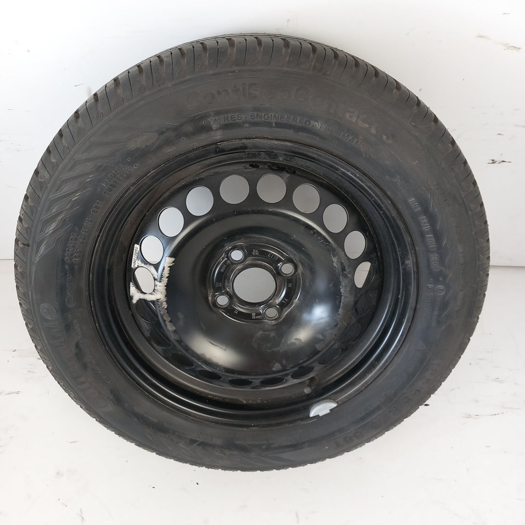Стоманена джанта 15"цола 6Jx15H2 ET39 4x100 лятна гума Continental 185/65/R15 Opel Corsa D
