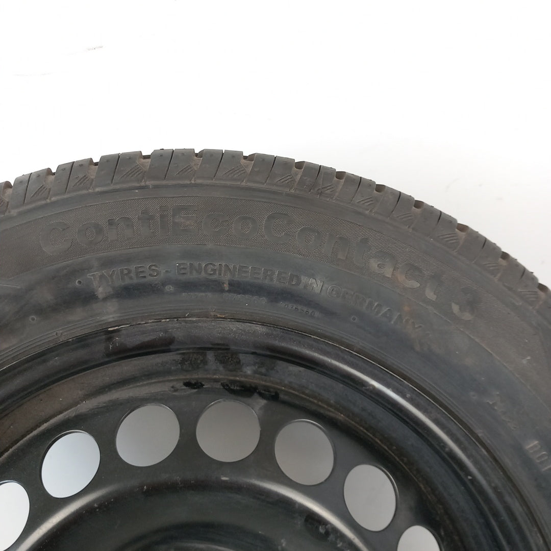Стоманена джанта 15"цола 6Jx15H2 ET39 4x100 лятна гума Continental 185/65/R15 Opel Corsa D