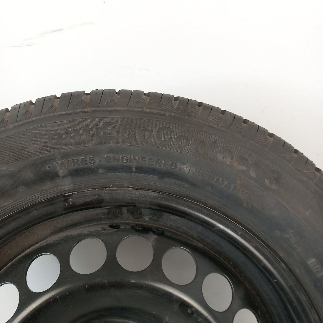 Стоманена джанта 15"цола 6Jx15H2 ET39 4x100 лятна гума Continental 185/65/R15 Opel Corsa D