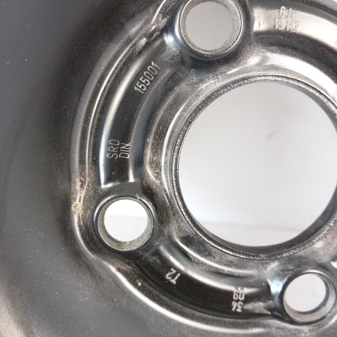 Стоманена джанта 15"цола 6Jx15H2 ET39 4x100 лятна гума Continental 185/65/R15 Opel Corsa D