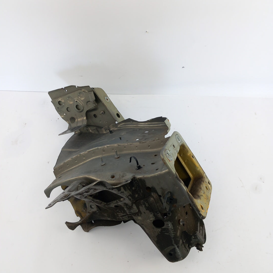 Преден ляв панел/рог Z40W Opel Meriva B 1,7 CDTI
