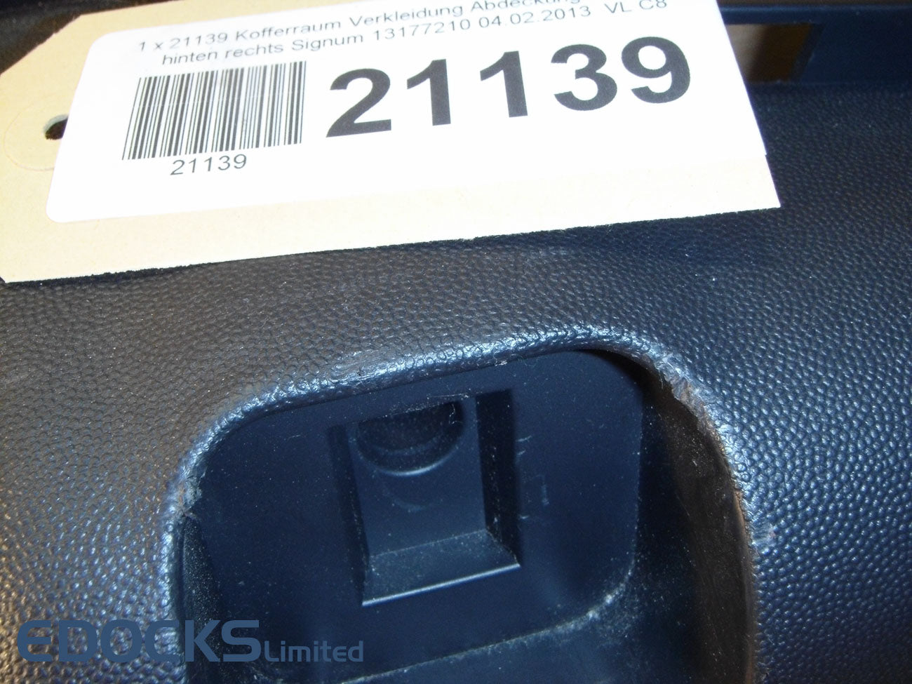 Ламперия на багажника капак товарно пространство задно дясно Signum Opel