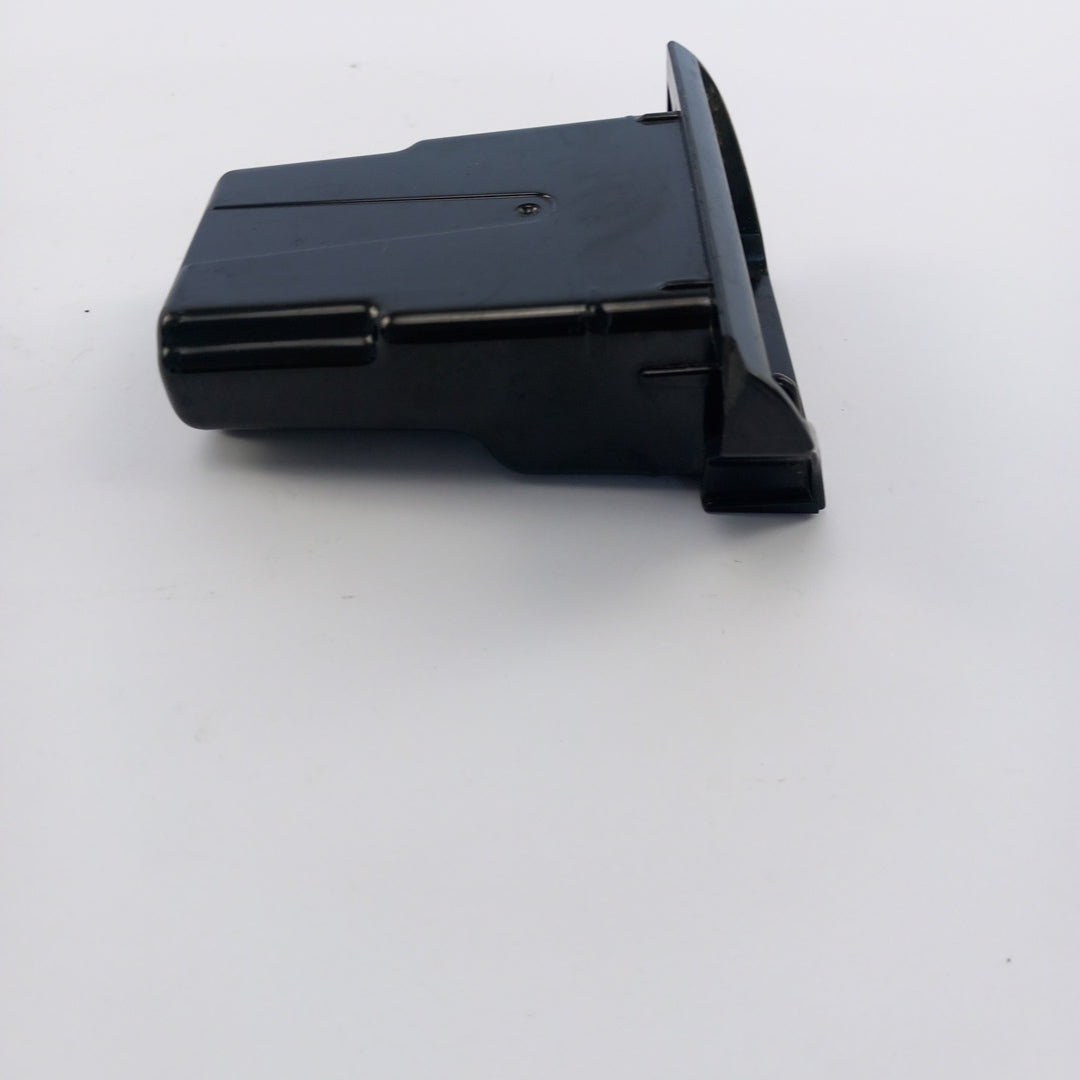 Пепелник вътрешна част Opel Astra H 1,8 GTC