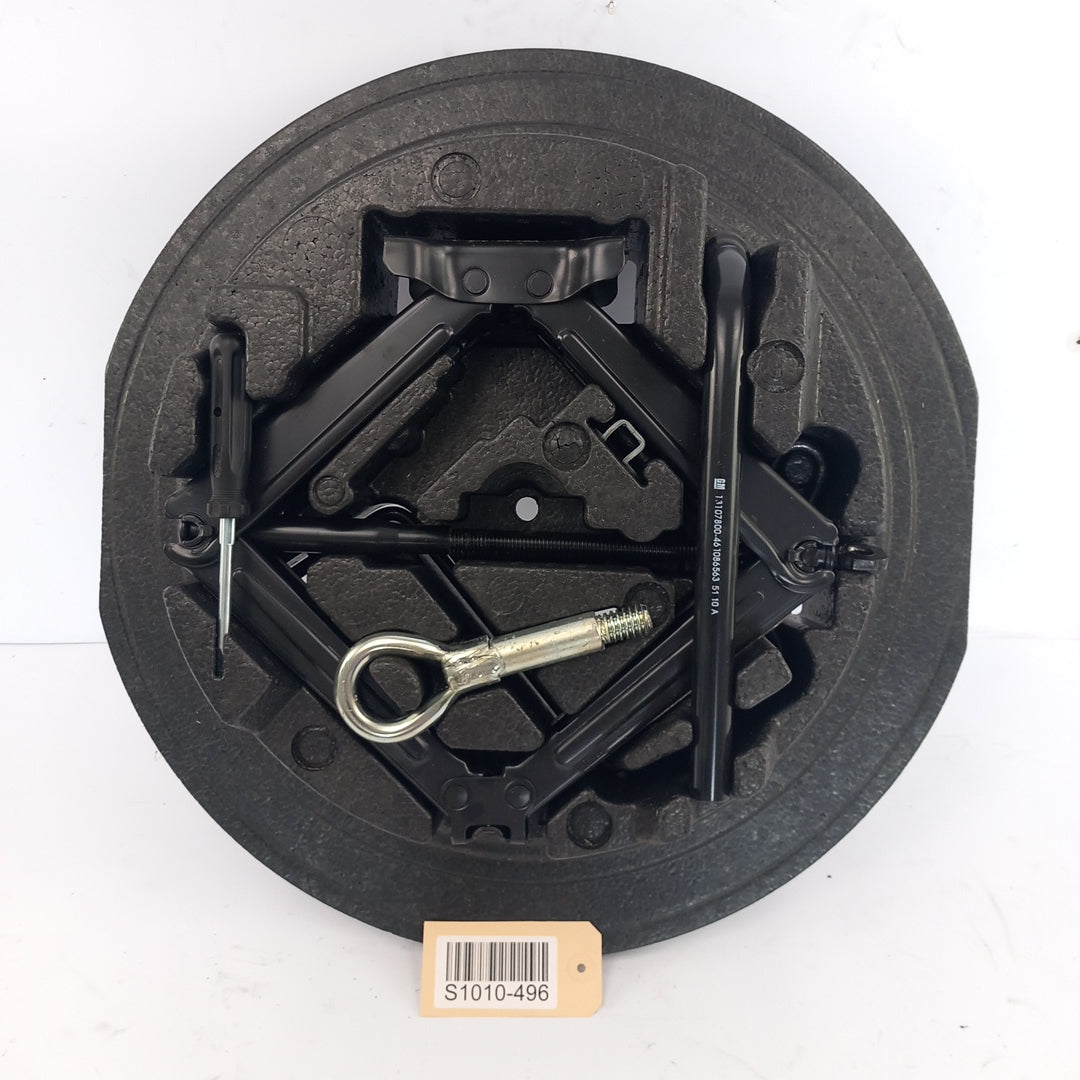 Комплект инструменти резервна гума Opel Meriva B