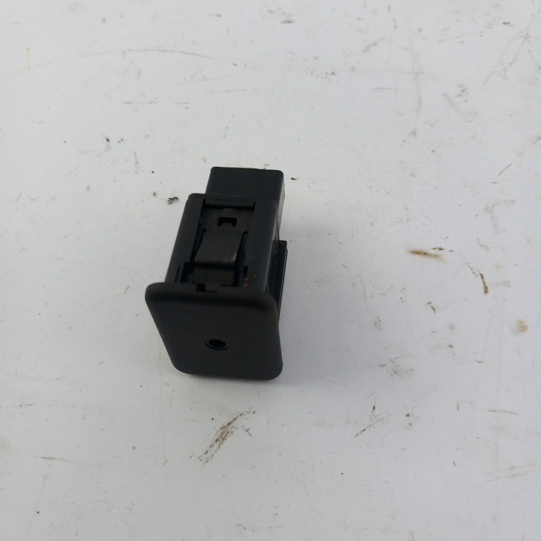 AUX букса Opel Corsa D