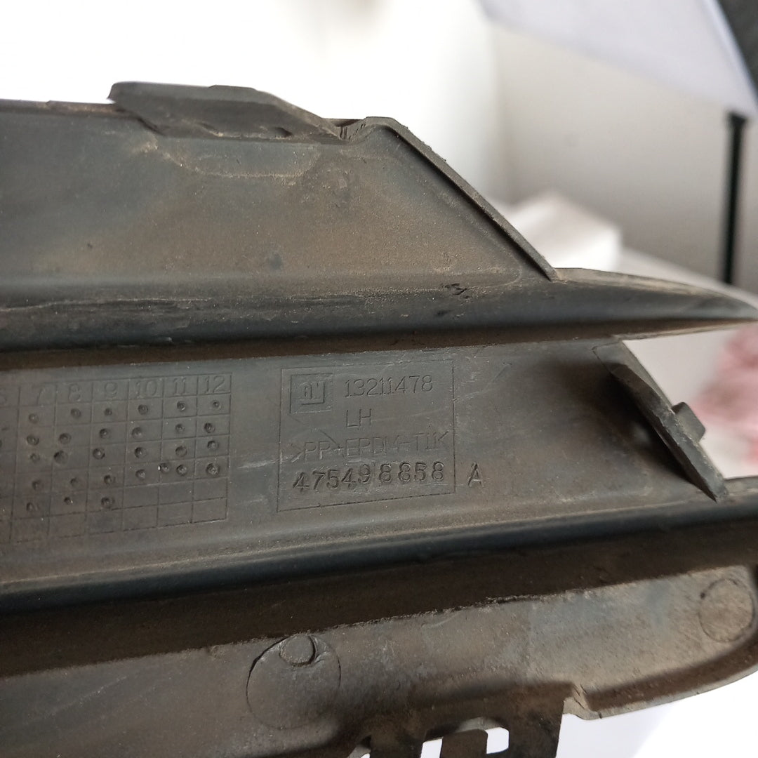 Решетка предна ляв фар за мъгла предна броня Опел Корса Д