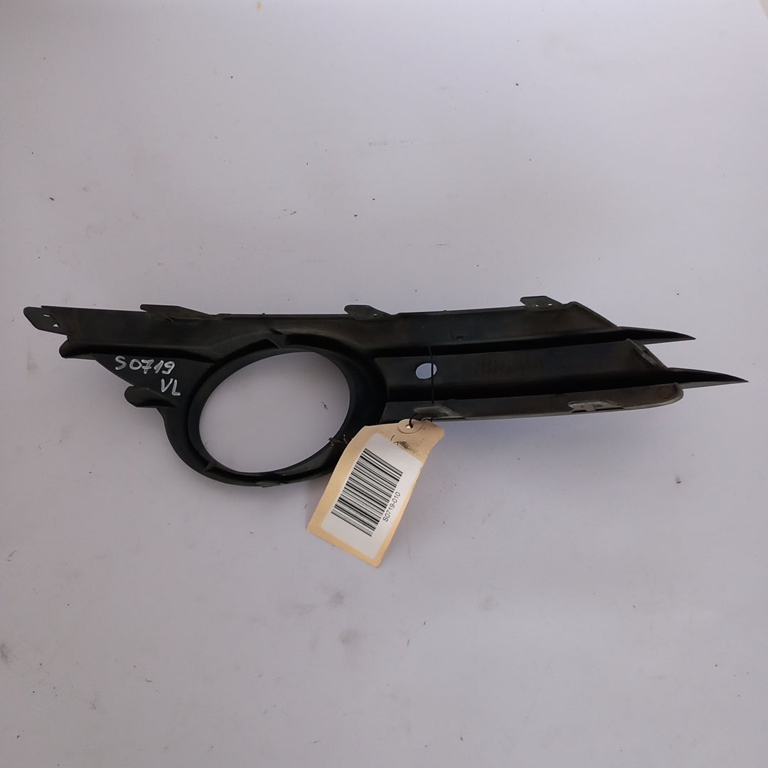 Решетка предна ляв фар за мъгла предна броня Опел Корса Д