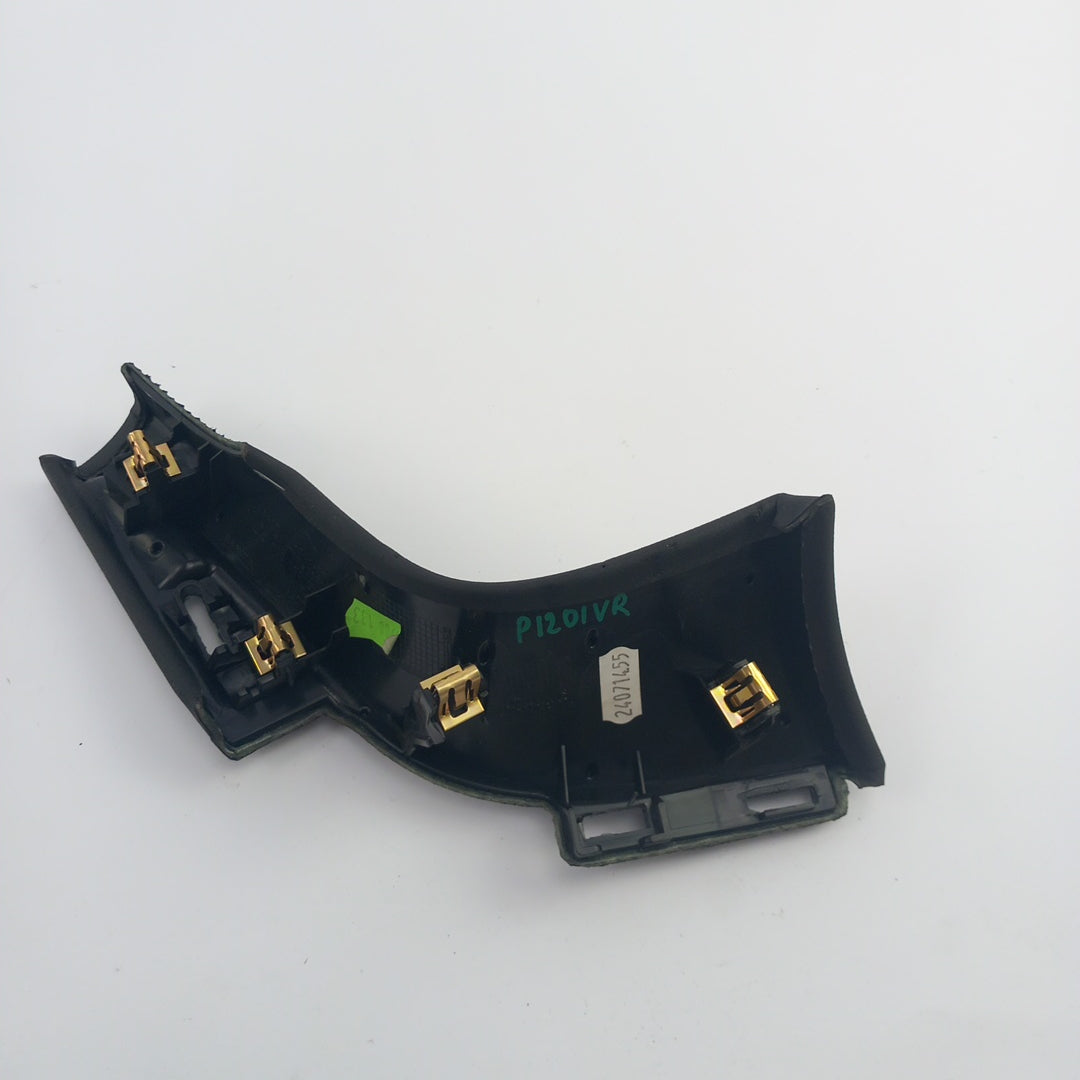 Капак тапицерия преден  десен Opel Zafira C Tourer