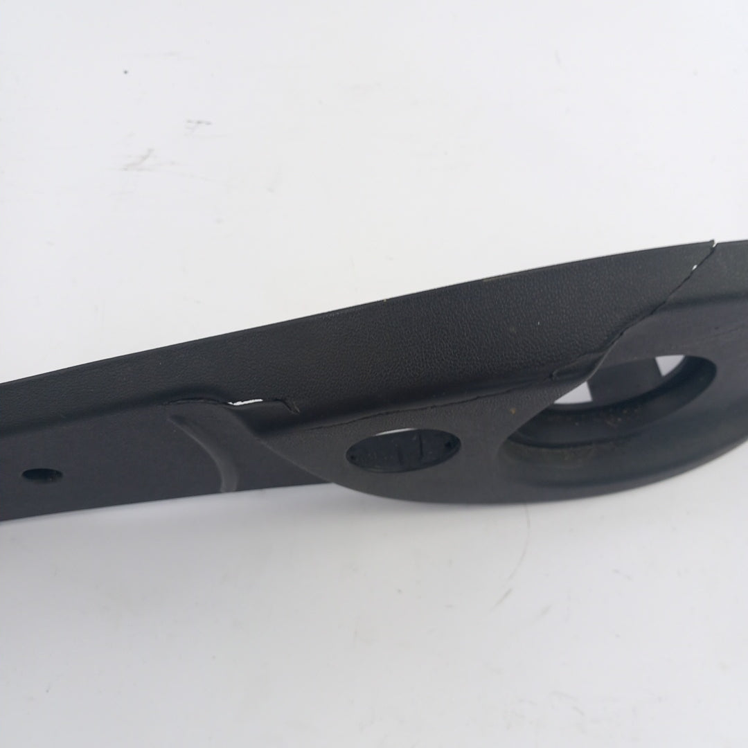 Пластмаса седалка предна дясна релса черна  Opel Zafira C Tourer