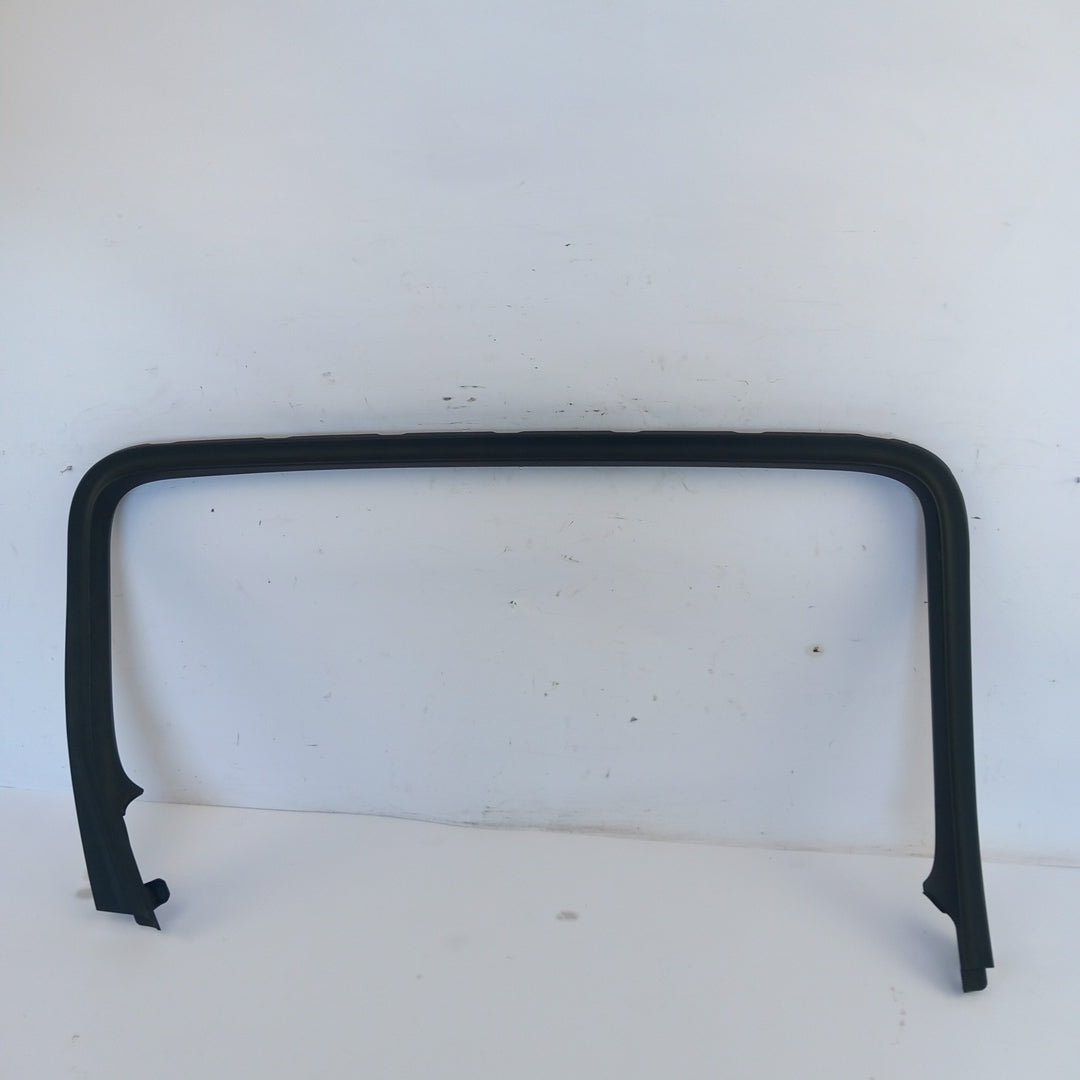 Пластмаса прозорец задна лява врата черна Opel Zafira C Tourer