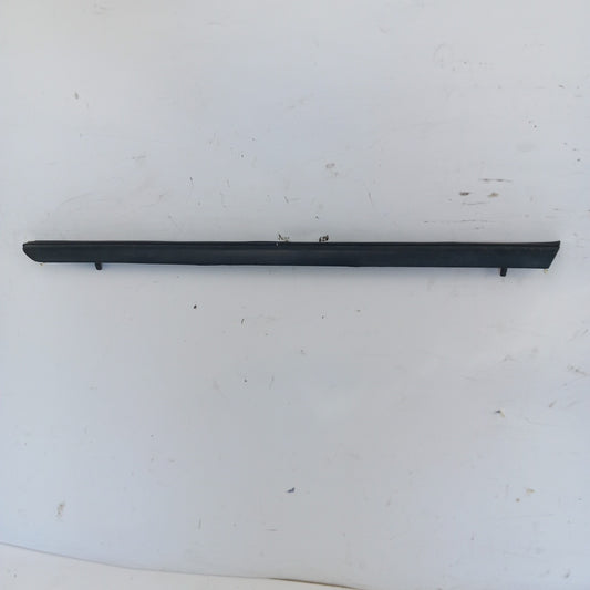 Лайстна преден калник ляв Opel Zafira C Tourer