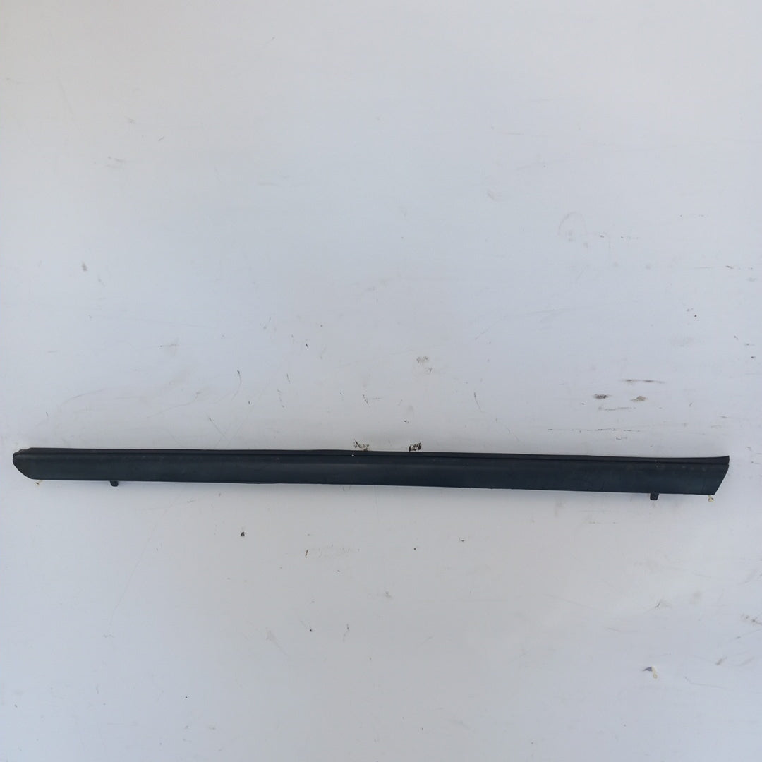 Лайстна преден калник ляв Opel Zafira C Tourer