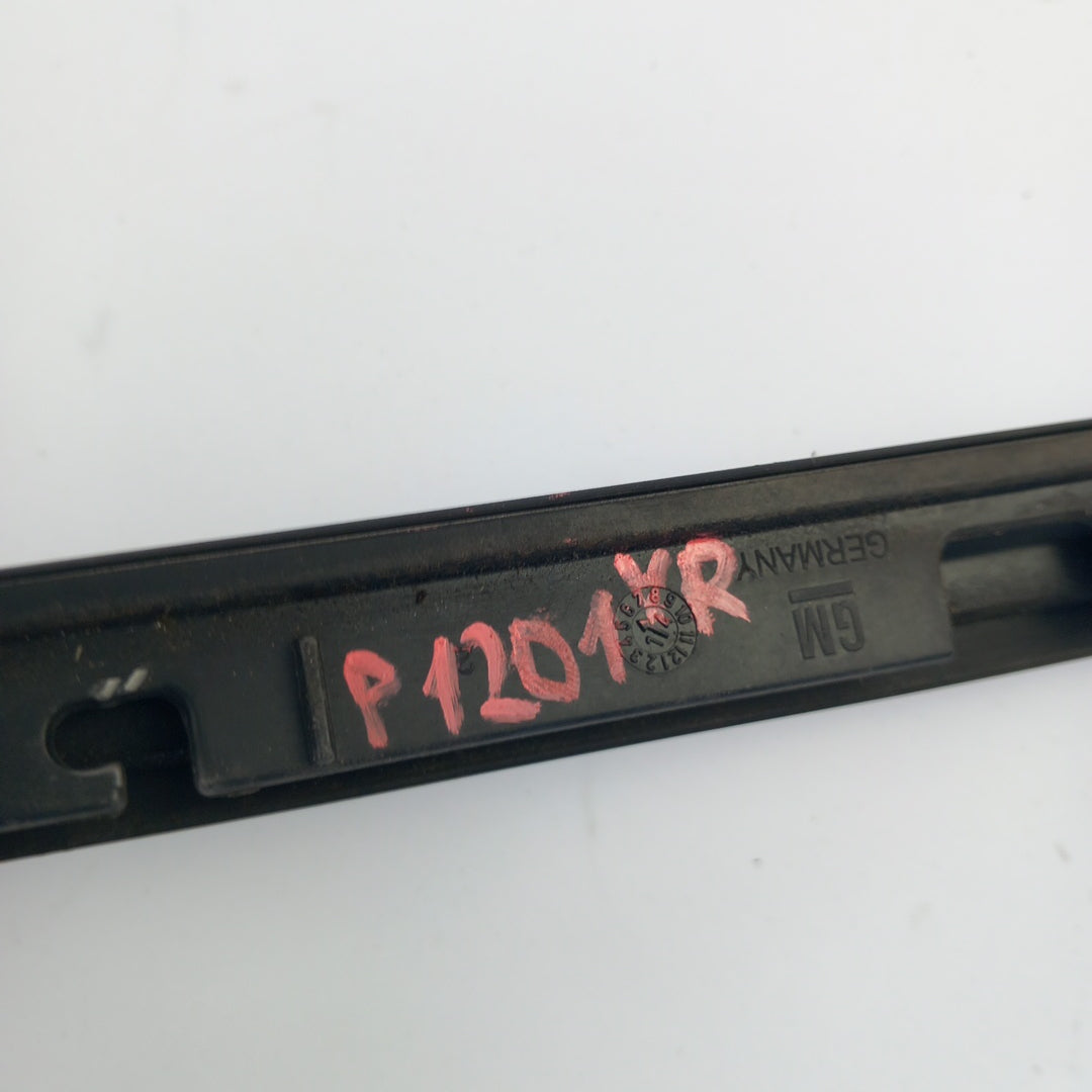 Лайстна преден калник десен RH Opel Zafira C Tourer