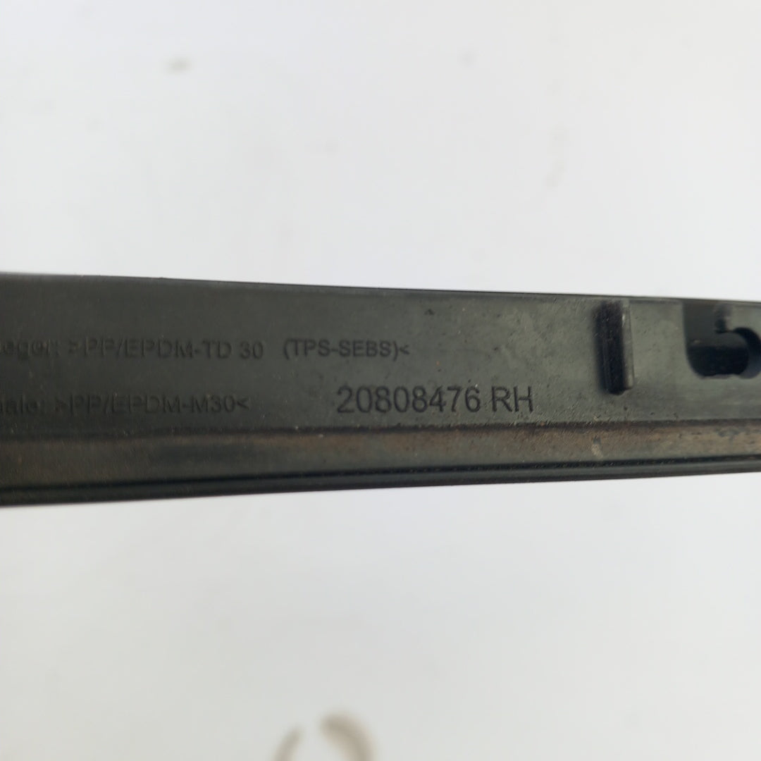 Лайстна преден калник десен RH Opel Zafira C Tourer