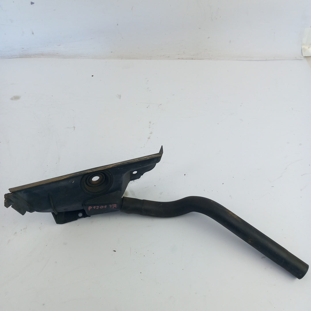 Решетка въздух отводняване предно стъкло дясна Opel Zafira C Tourer