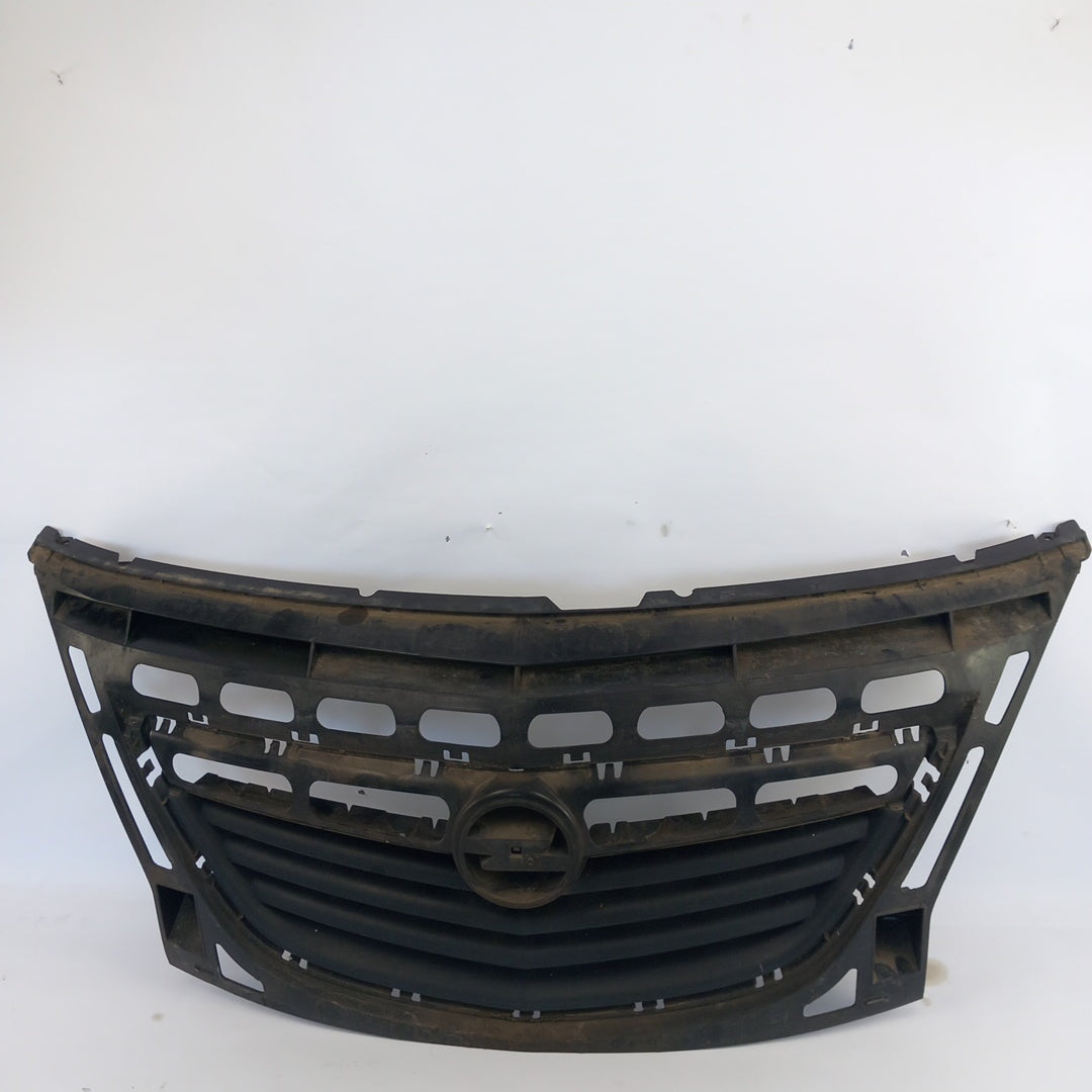 Решетка радиатор предна броня Opel Meriva B