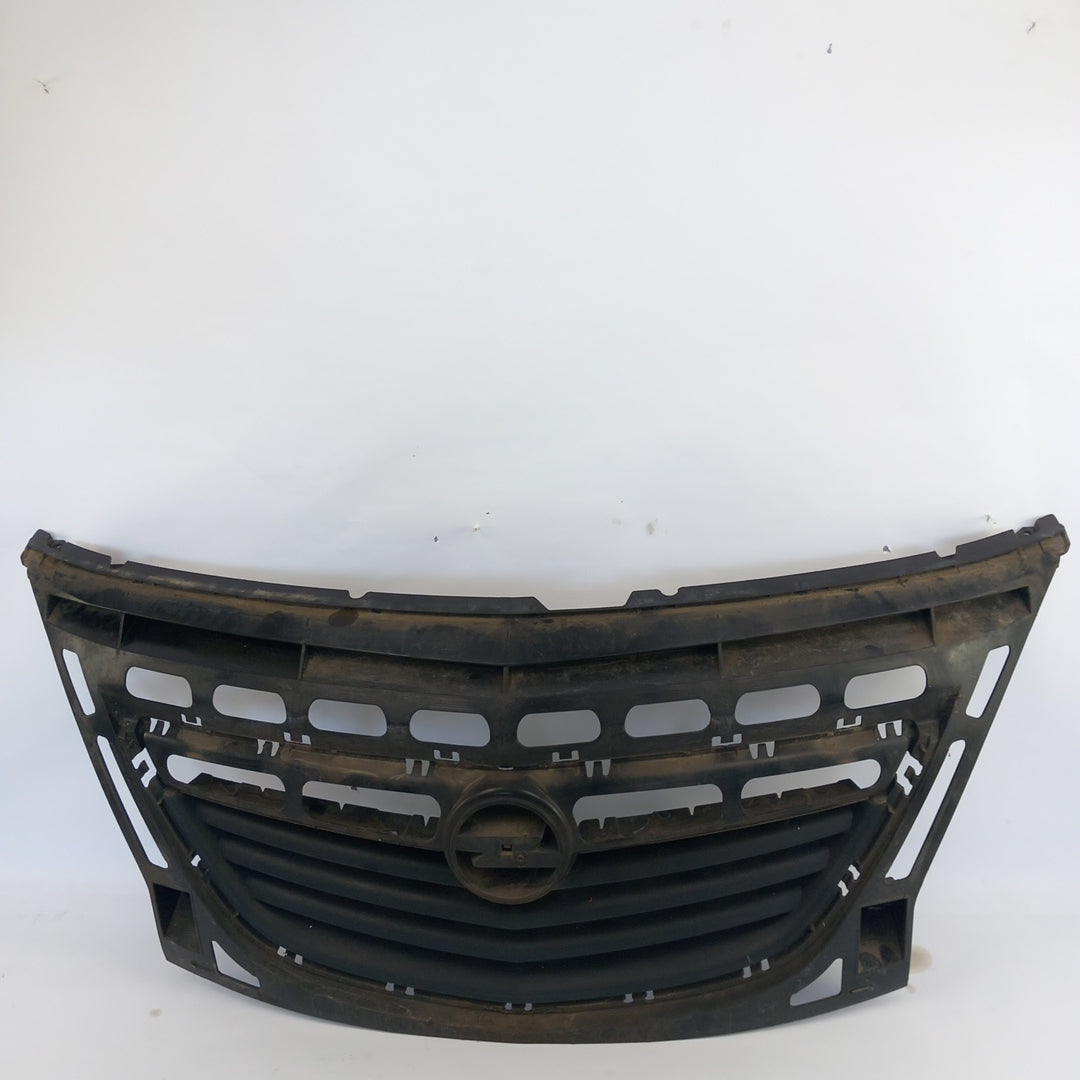 Решетка радиатор предна броня Opel Meriva B
