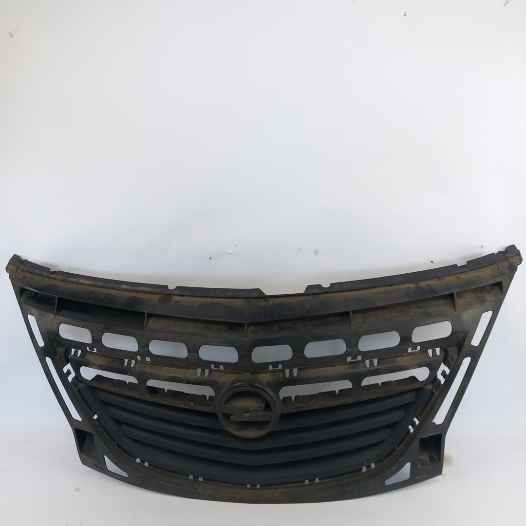 Решетка радиатор предна броня Opel Meriva B