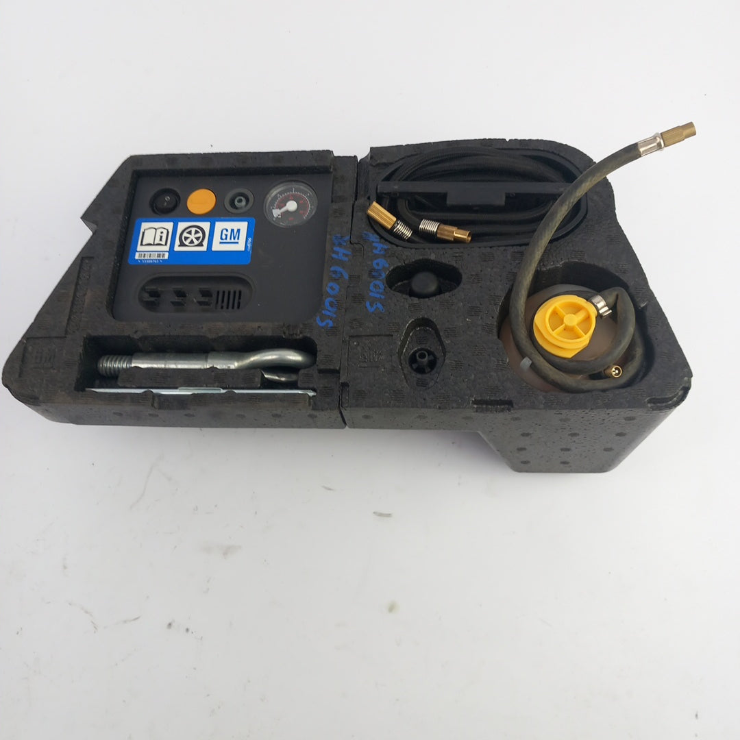 Комплект спукана гума компресор Opel Meriva B