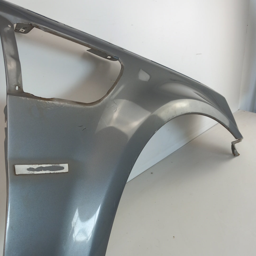 Калник преден десен сив Range Rover Sport L320 Facelift след 2010