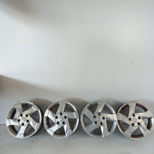 Комплект 16" цола алуминиеви джанти 6.5Jx16 5x114.3 Dacia Duster I HS